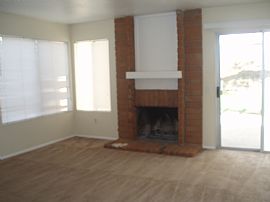 Great Community with Lake in Temecula, CA (Photo 4 of 6)