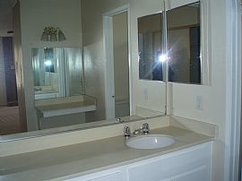 Great Community with Lake in Temecula, CA (Photo 5 of 6)