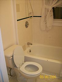 Adorable 2 br home for rent in Wareham, MA (Photo 2 of 6)