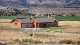 Custom Home in Paradise Valley in Livingston, MT (Photo 5 of 6)