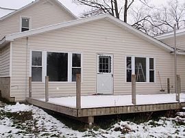 Beautiful Riverfront location  in Eaton Rapids, MI (Photo 2 of 4)