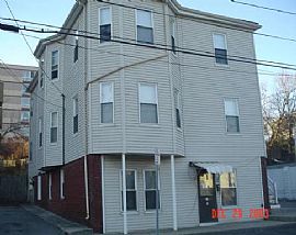 Large 3 BR, HEAT INCLUDED, bus, W/D yard in Quincy Center, MA (Photo 4 of 4)