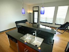 iNCREDIBLE 1/1 CONDO IN MIDTOWN in Atlanta, GA (Photo 3 of 5)