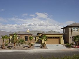 Golf Course guarded huge 3304 sqft 5b4.5 in Las Vegas, NV