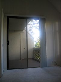 2 bed/2bath in the heart of the city in San Diego, CA (Photo 3 of 4)