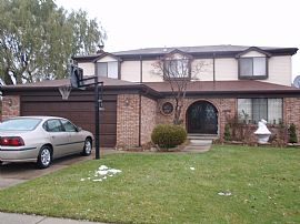 Beautiful Home for Rent in Sterling Heights, MI
