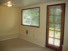 ***HOT RENT 2 OWN in ShoreLiNe!!!*** in Shoreline, WA (Photo 6 of 6)