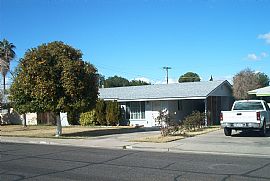 Mesa 3 BR home - Huge yard $895 a month  in Mesa, AZ (Photo 4 of 6)