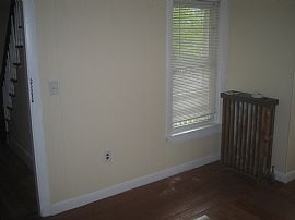 Spacious 3 bedrooms apartment in Brockton, MA (Photo 6 of 6)