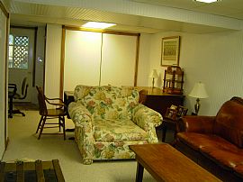 Cape Cod 4BR 2BA Hardwood Stainless Pool in Burlington, KY (Photo 5 of 6)