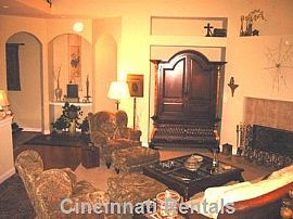 Elegant Ranch Condo in Liberty Township, OH (Photo 3 of 6)