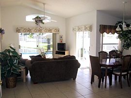  Lakefront home near Disney in Kissimmee, FL (Photo 3 of 6)
