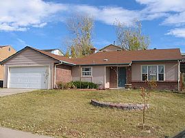 House with lots of room for the family in Castle Rock, CO