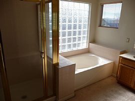 FREE RENT!!! in Sparks, NV (Photo 4 of 6)