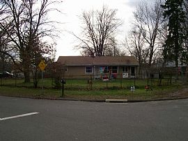 Special Financing Offered on This Fsbo in Enfield, CT