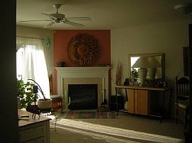 Beautiful New Magnolia Park Townhome in Waterford Township, MI (Photo 4 of 6)