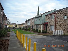 Condo 2 Story End Unit Avail for Rent in Sacramento, CA