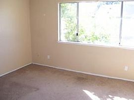 Condo 2 Story End Unit Avail for Rent in Sacramento, CA (Photo 5 of 5)