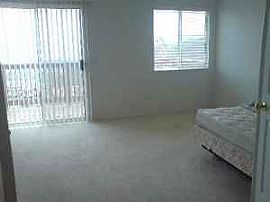 ELSINORE 5BR 3BA HOME with amazing view! in Lake Elsinore, CA (Photo 4 of 6)