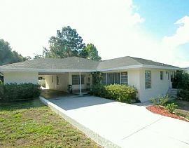 Clermont Lake House w/dock & boat lift in Clermont, FL
