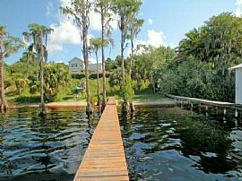 Clermont Lake House w/dock & boat lift in Clermont, FL (Photo 2 of 6)