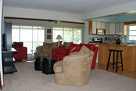 Clermont Lake House w/dock & boat lift in Clermont, FL (Photo 5 of 6)