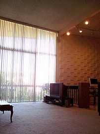 *ALL UTILITIES INCL!*18' Ceilings UNIQUE in Phoenix, AZ (Photo 2 of 6)