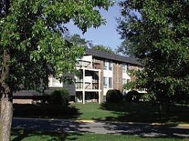 $1 MOVES YOU IN pay nothing until 2009 in Nashville, TN (Photo 2 of 4)