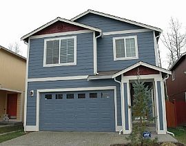 HUGE 2100 SQ FT NEWER HOME!MOVE IN NOW!  in Lake Stevens, WA