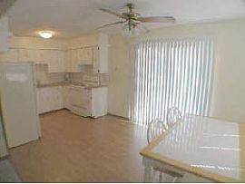 $895 Blue Springs 3 Bedroom, 2 Full Bath in Blue Springs, MO (Photo 4 of 6)