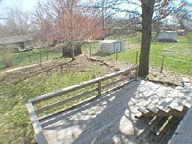 $895 Blue Springs 3 Bedroom, 2 Full Bath in Blue Springs, MO (Photo 6 of 6)