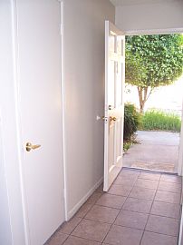 Prime location in Alhambra / Monterey Pk in Alhambra, CA (Photo 5 of 6)