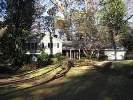 Fantastic Rental Home in Chastain Park in Atlanta, GA