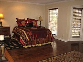 Fantastic Rental Home in Chastain Park in Atlanta, GA (Photo 4 of 6)