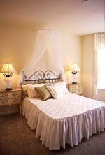 Gorgeous 1 Bedroom w/ Sunroom!  in Raleigh, NC (Photo 4 of 6)