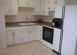 5bd/2ba lg yard Quiet neighbors in Evans, CO (Photo 2 of 4)