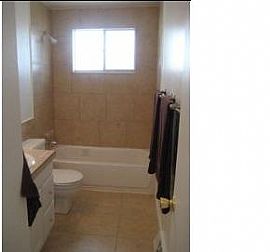 5bd/2ba lg yard Quiet neighbors in Evans, CO (Photo 3 of 4)