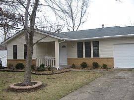 GREAT LOCATION  in Saint Charles, MO