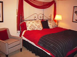 Adorable Townhouse/Great Neighborhood in Beaufort, SC (Photo 2 of 5)