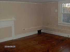 1/2 of farmhouse for rent in Westford, MA (Photo 6 of 6)