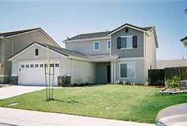 Gorgeous Spacious Newer Home  in Stockton, CA