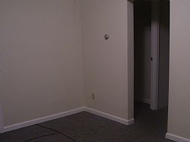 WONDERFULL DOWNSTAIRS UNIT OF DOUBLE in Cleveland, OH (Photo 4 of 6)