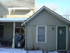 RENT INCLUDES UTILITIES! Free Jan Rent in Fort Collins, CO (Photo 2 of 6)