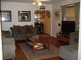 2br Charming House in Hallandale Bch in Hallandale Beach, FL (Photo 3 of 6)