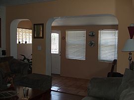 2br Charming House in Hallandale Bch in Hallandale Beach, FL (Photo 4 of 6)