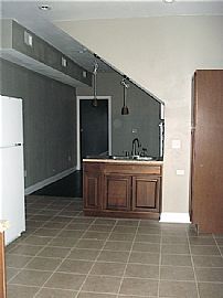 Spacious (Mid Town) 2 story duplex  in New Orleans, LA (Photo 6 of 6)