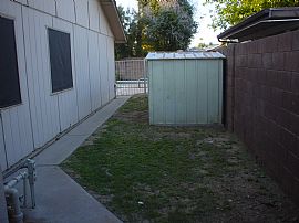 4-Bedroom 2-Bath 2-Car Garage With pool in Glendale, AZ (Photo 4 of 6)