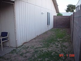 4-Bedroom 2-Bath 2-Car Garage With pool in Glendale, AZ (Photo 6 of 6)