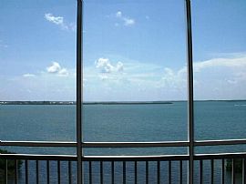 Beautiful Bay View 2-3bd 2bath in Palmetto, FL (Photo 2 of 6)