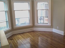 2br - VERY LARGE 2 br dn 1300 sq ft hdwd in Cleveland, OH (Photo 6 of 6)